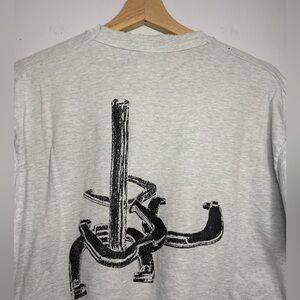 Vintage Horse Shoe Homestead Light Gray Graphic Tee with Black Print XL